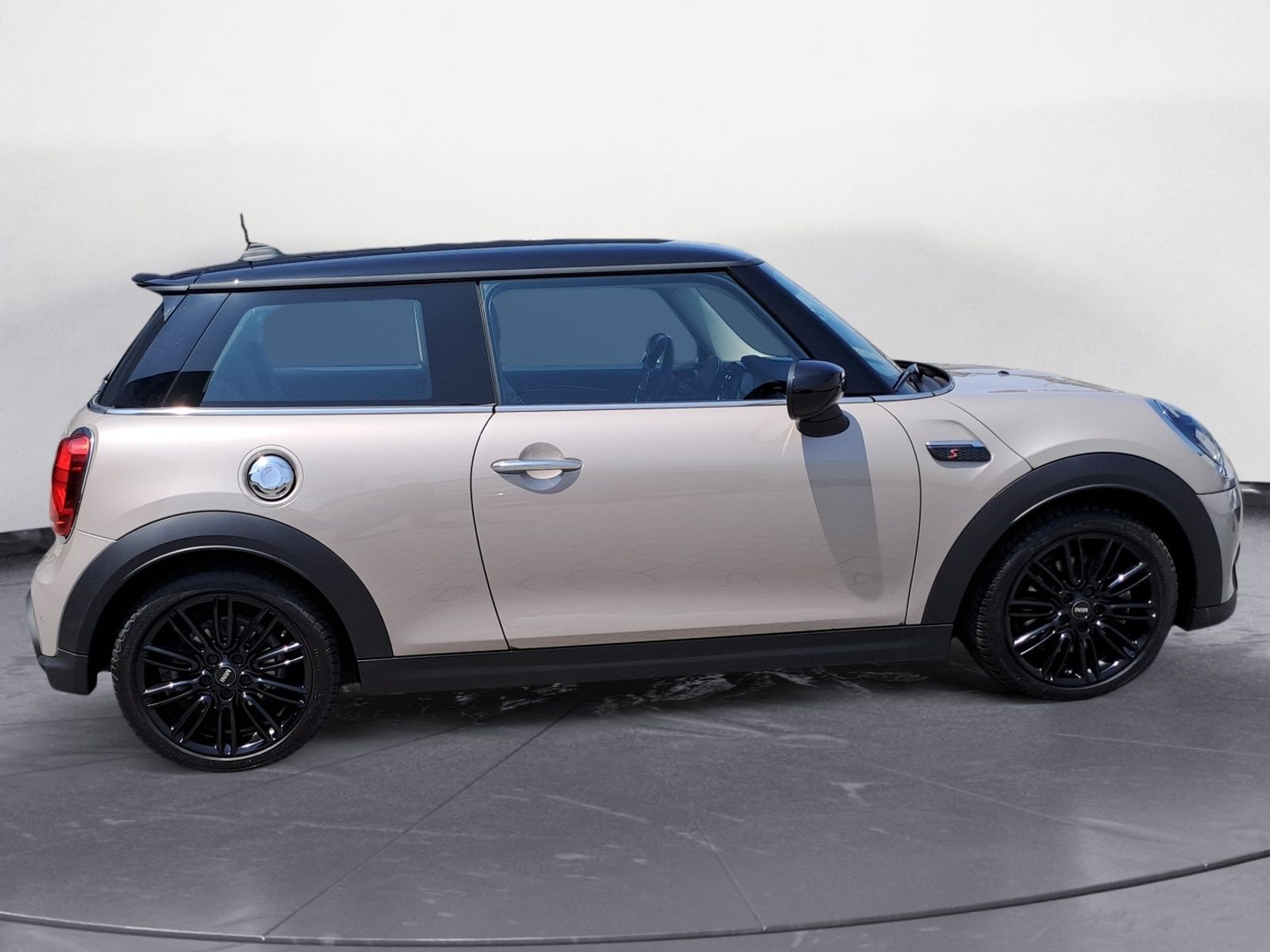 MINI Cooper S Classic - Samsaru's Car Outlet