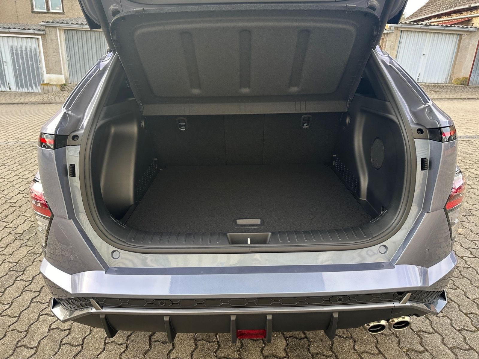 Hyundai KONA 1.0 T-GDI DCT N LINE - Samsaru's Car Outlet