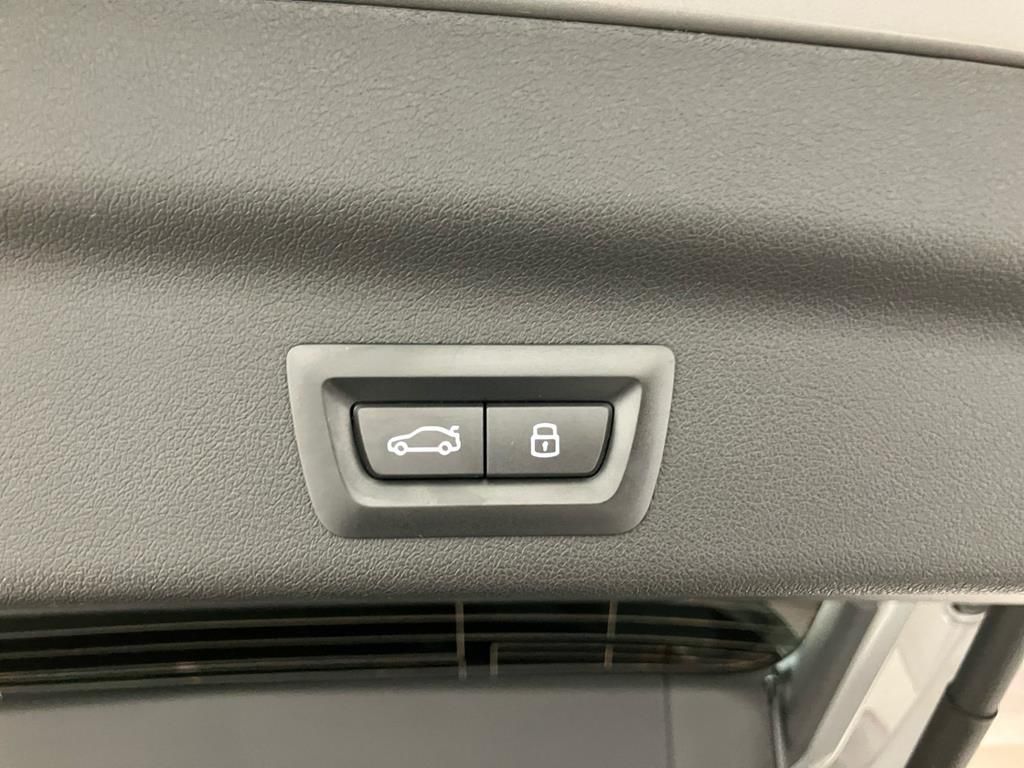 BMW X1 xDrive20d Aut. Innovation - Samsaru's Car Outlet