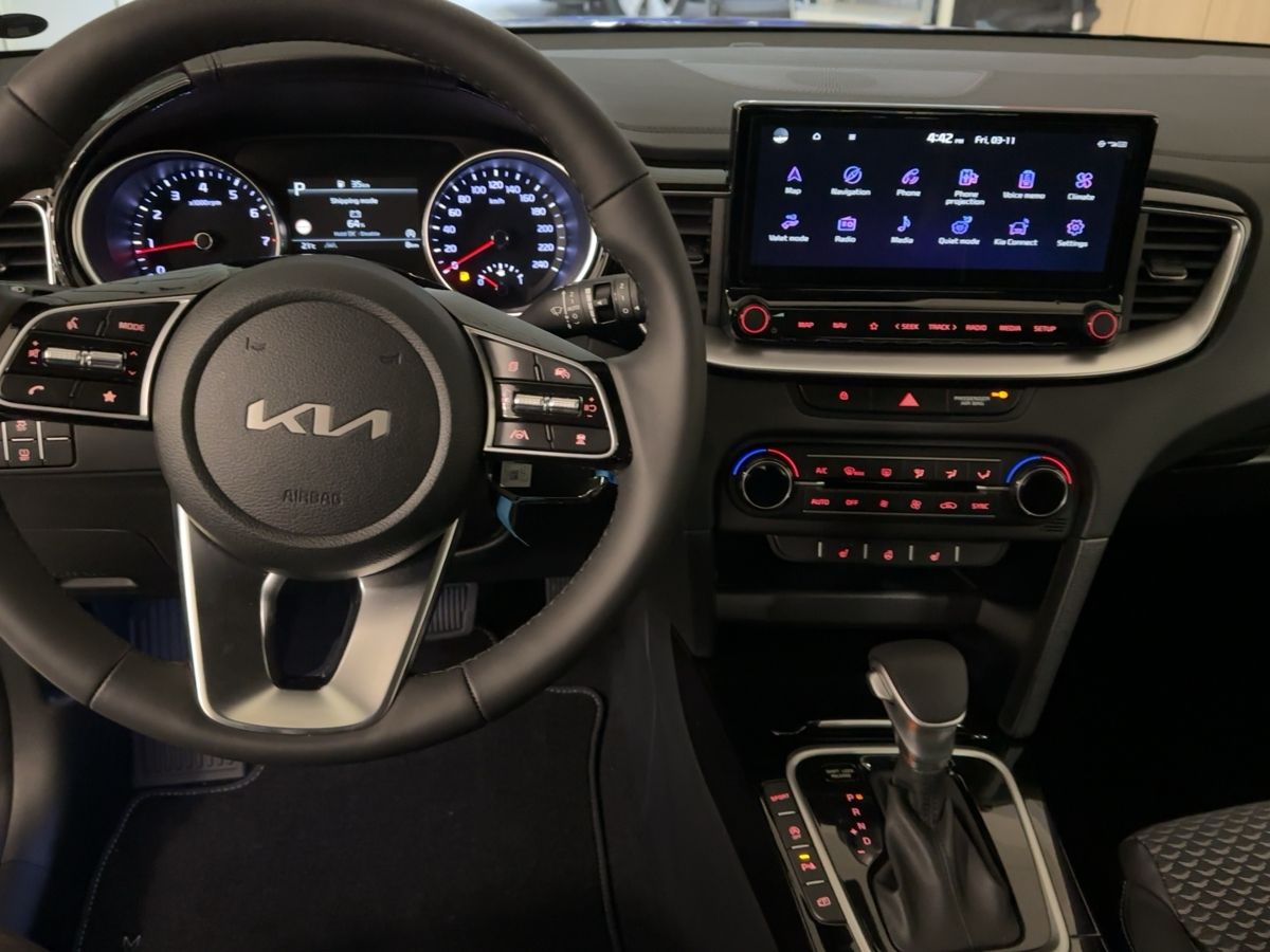 Kia XCEED 1.5T Vision - Samsaru's Car Outlet