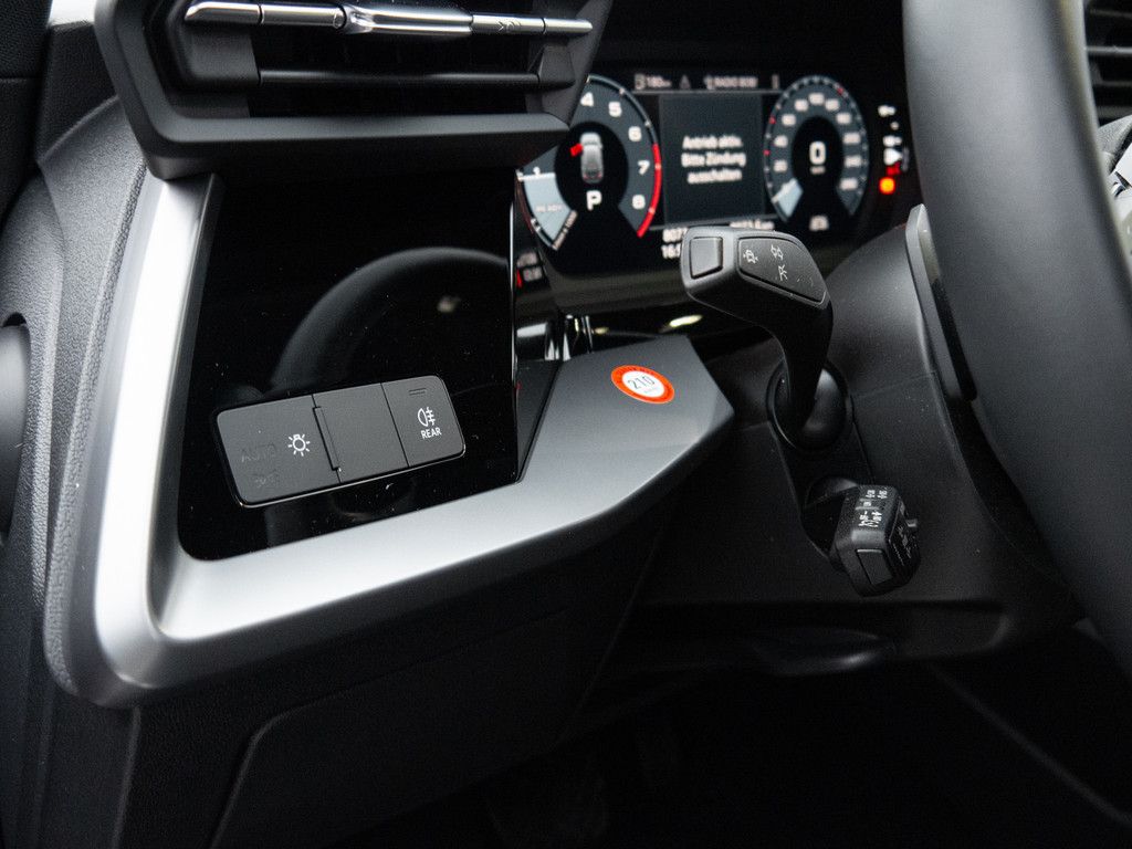 Audi A3 Sportback 30 TFSI advanced - Samsaru's Car Outlet