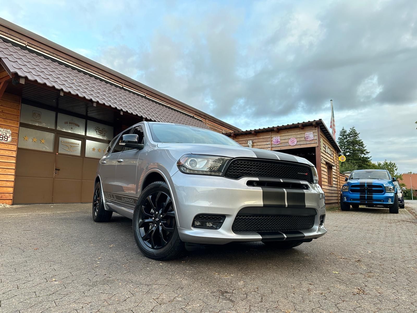 Dodge 3,6 V6*LED*PDC*LEDER*7 SITZER*20 ZOLL*NAVI*