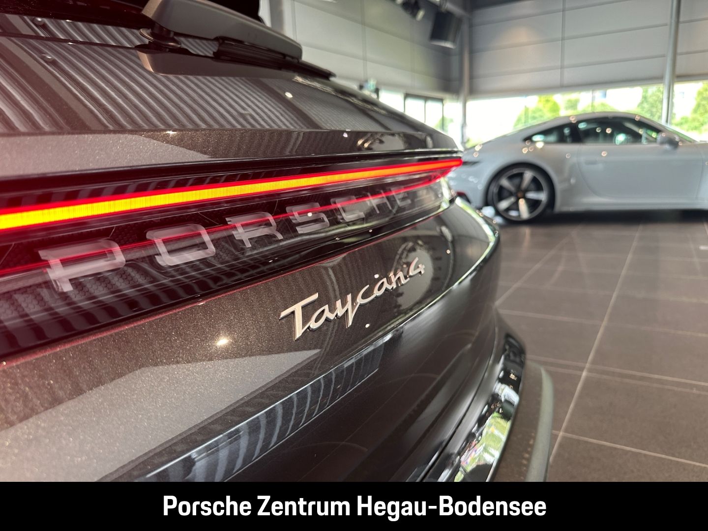Porsche Taycan 4 Cross Turismo/Sport Chrono Paket/HD-Mat