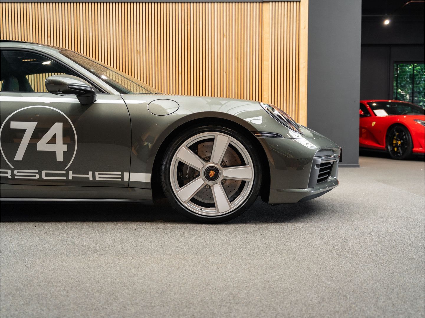 Porsche 992 992 Turbo 50 Years 1/1974 Burmester Leder 91