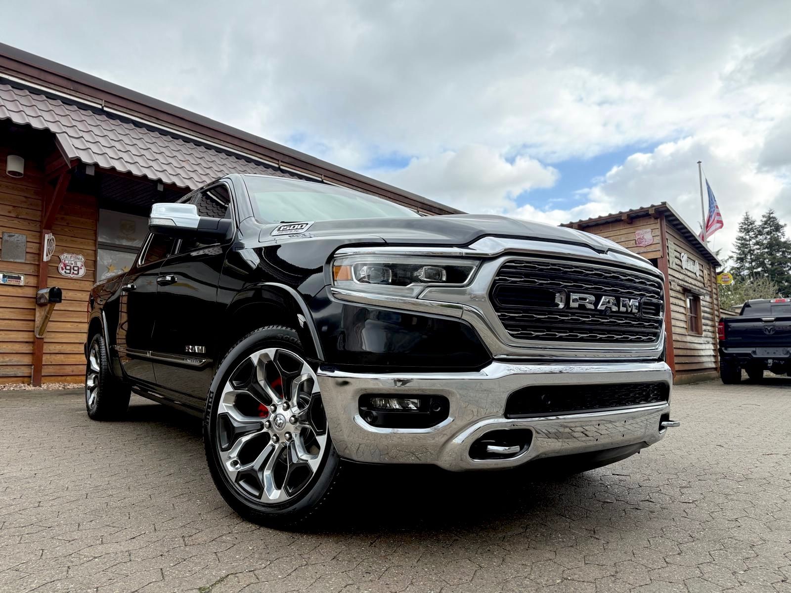 Dodge CLEAN-CARFAX*LIMITED*LUFT*AHK*RAMBOX*360°KAMERA*