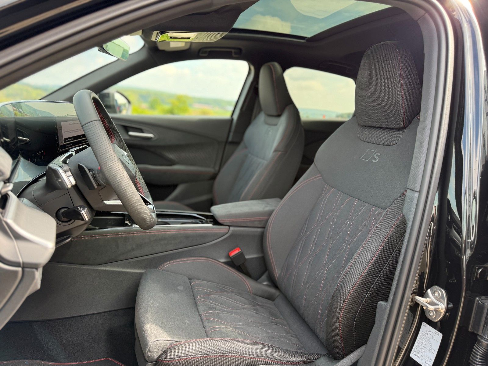 Audi Q3 Sportback S-LINE quattro+AHK+PANO+SONOS