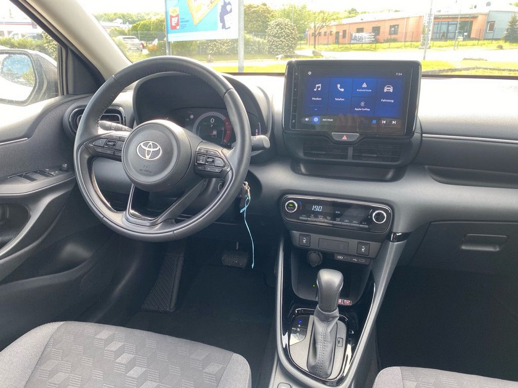 Toyota Yaris 1.5 Hybrid Style PDC SHZ KAMERA ACC LED