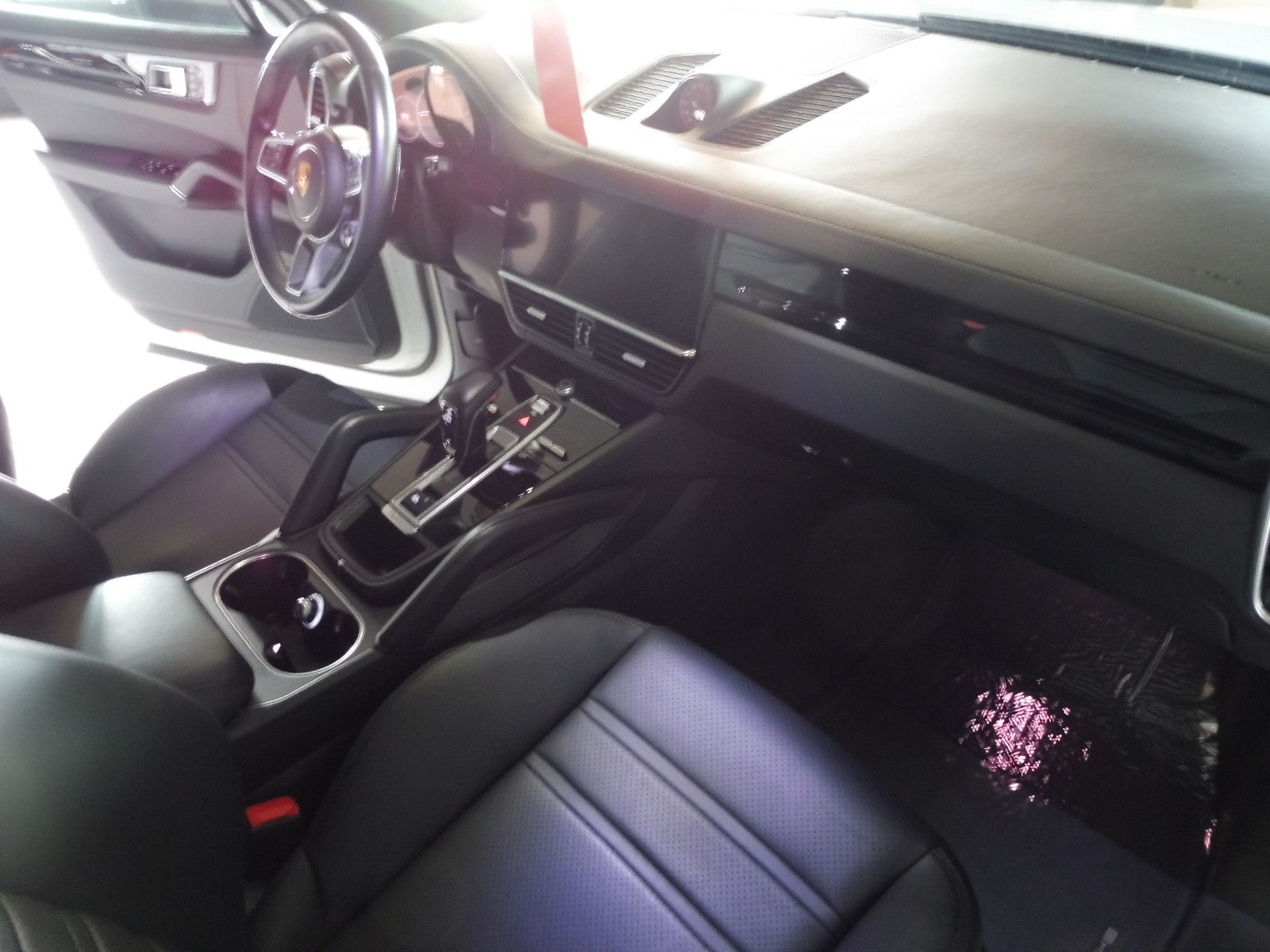 Porsche Cayenne Coupe E-Hybrid Approved/360°/Spur/Pano