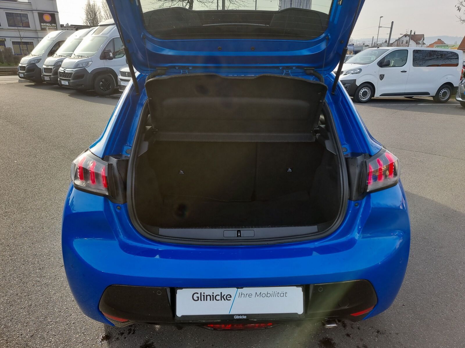 Peugeot 208 GT - Samsaru's Car Outlet