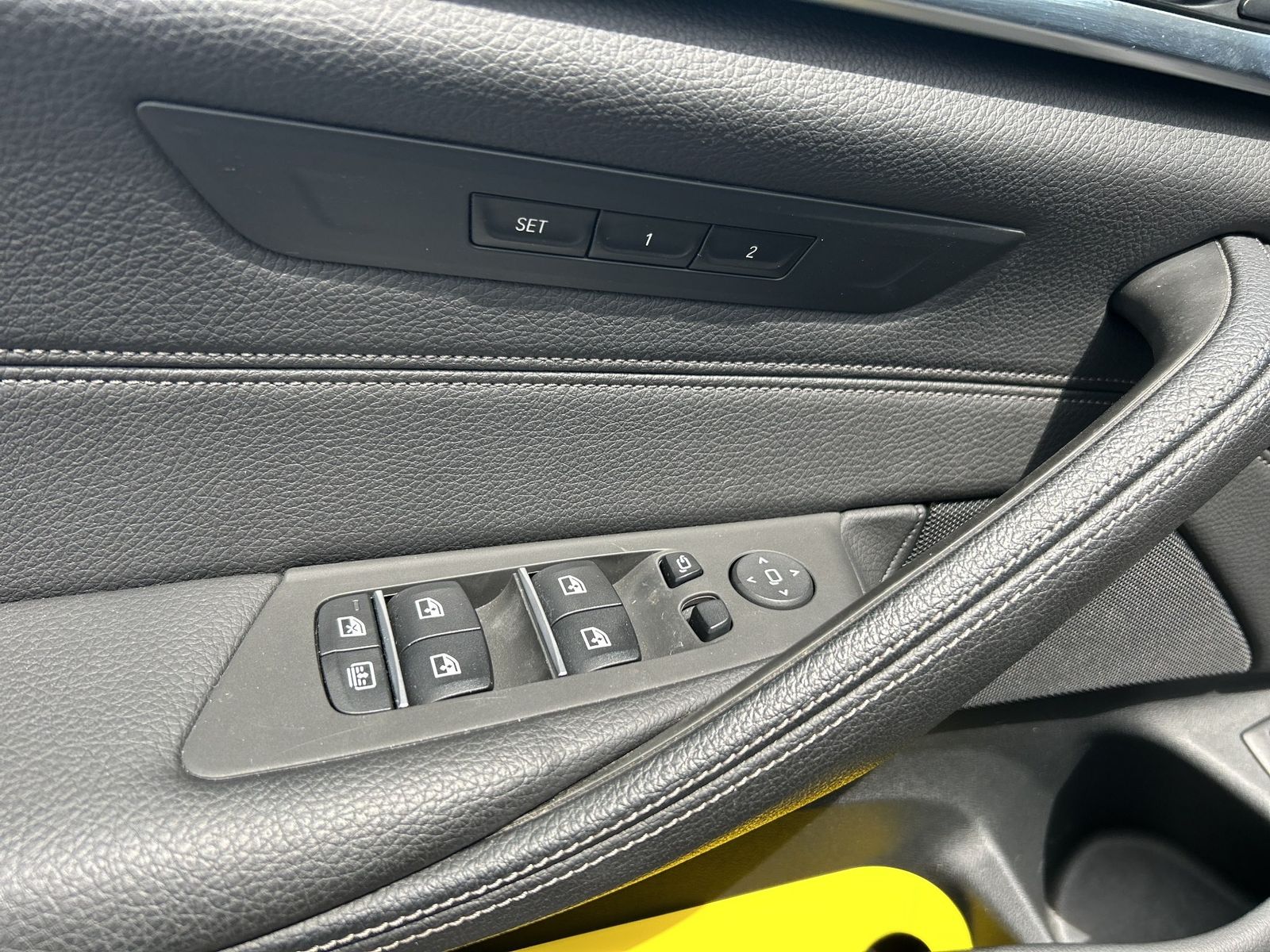 BMW 520d xDrive Limousine Head-Up LED Kamera Standhe