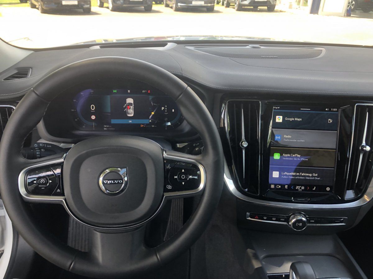 Volvo S60 B5 AWD Ultimate Dark