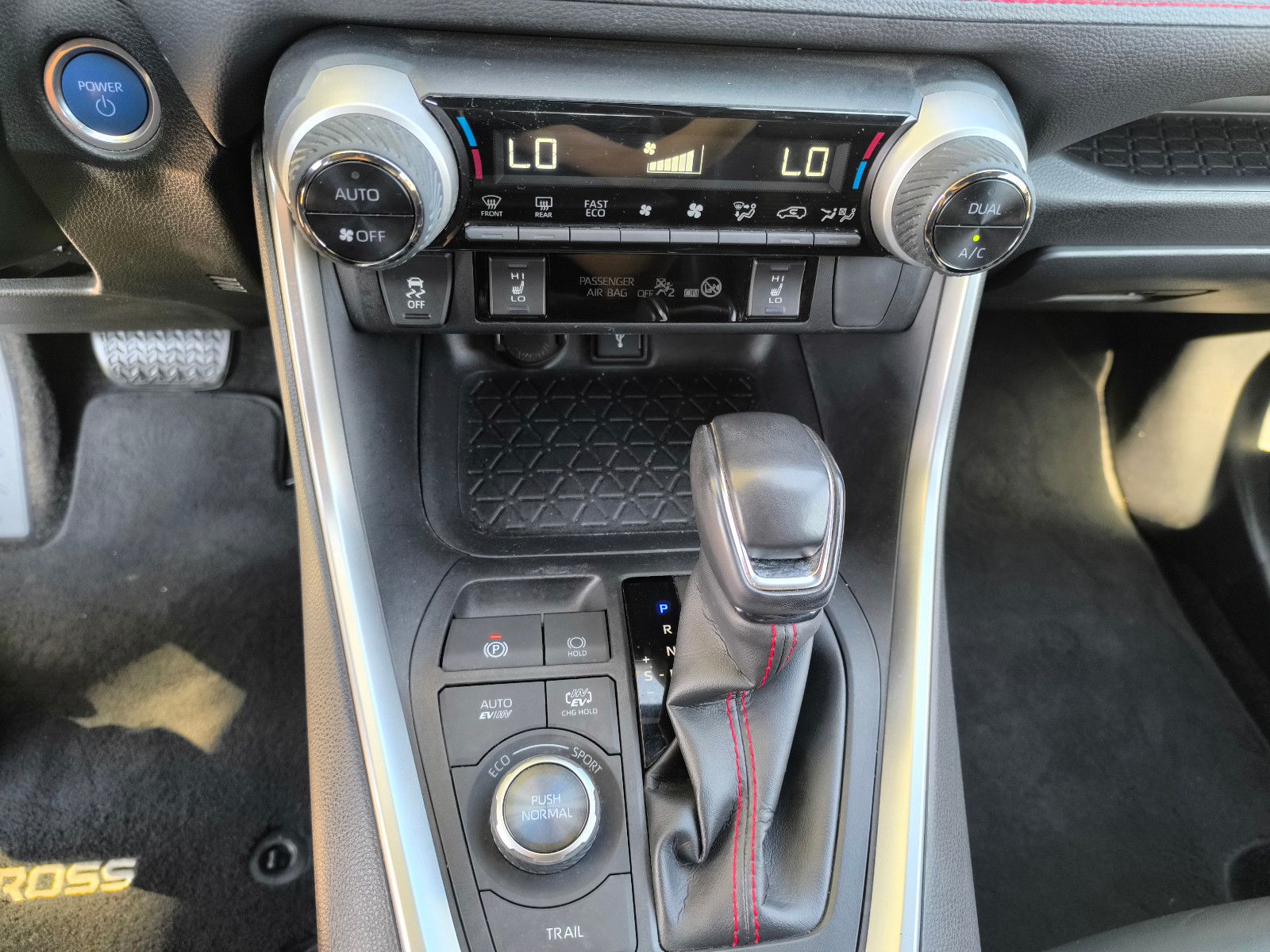 Toyota RAV 4 2.5 Plug-In Hybrid Auto AWD - Samsaru's Car Outlet