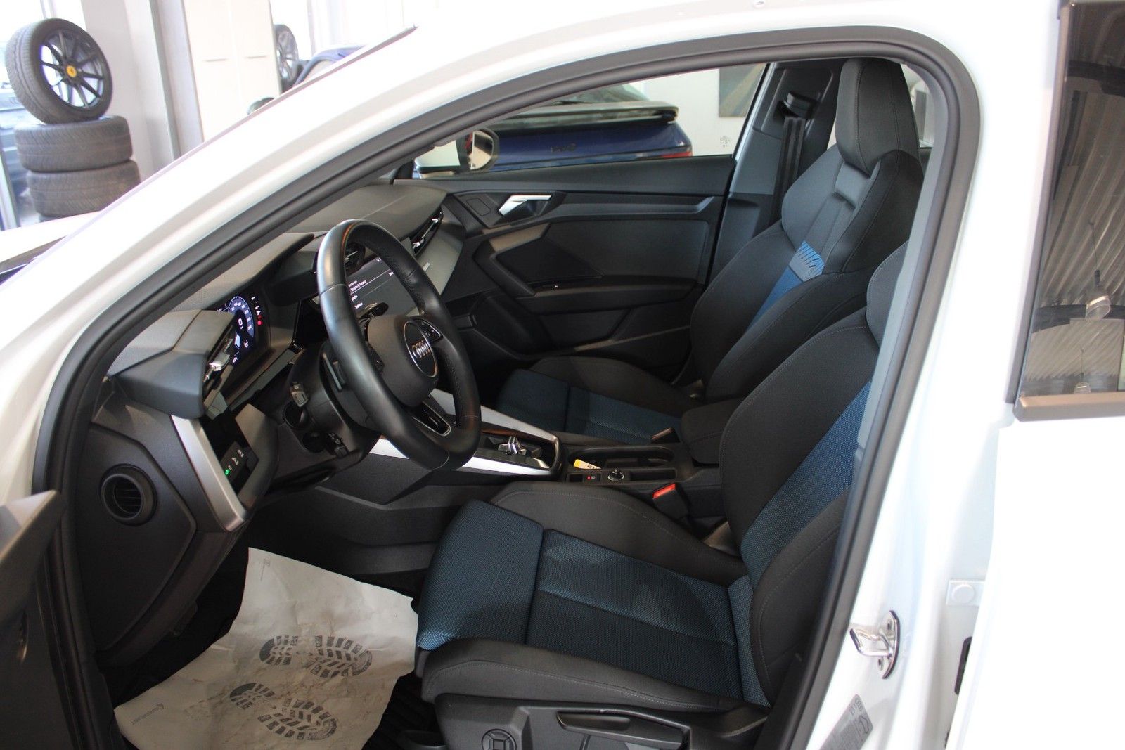 Audi A3 Sportback 35 TFSI Sport - Samsaru's Car Outlet