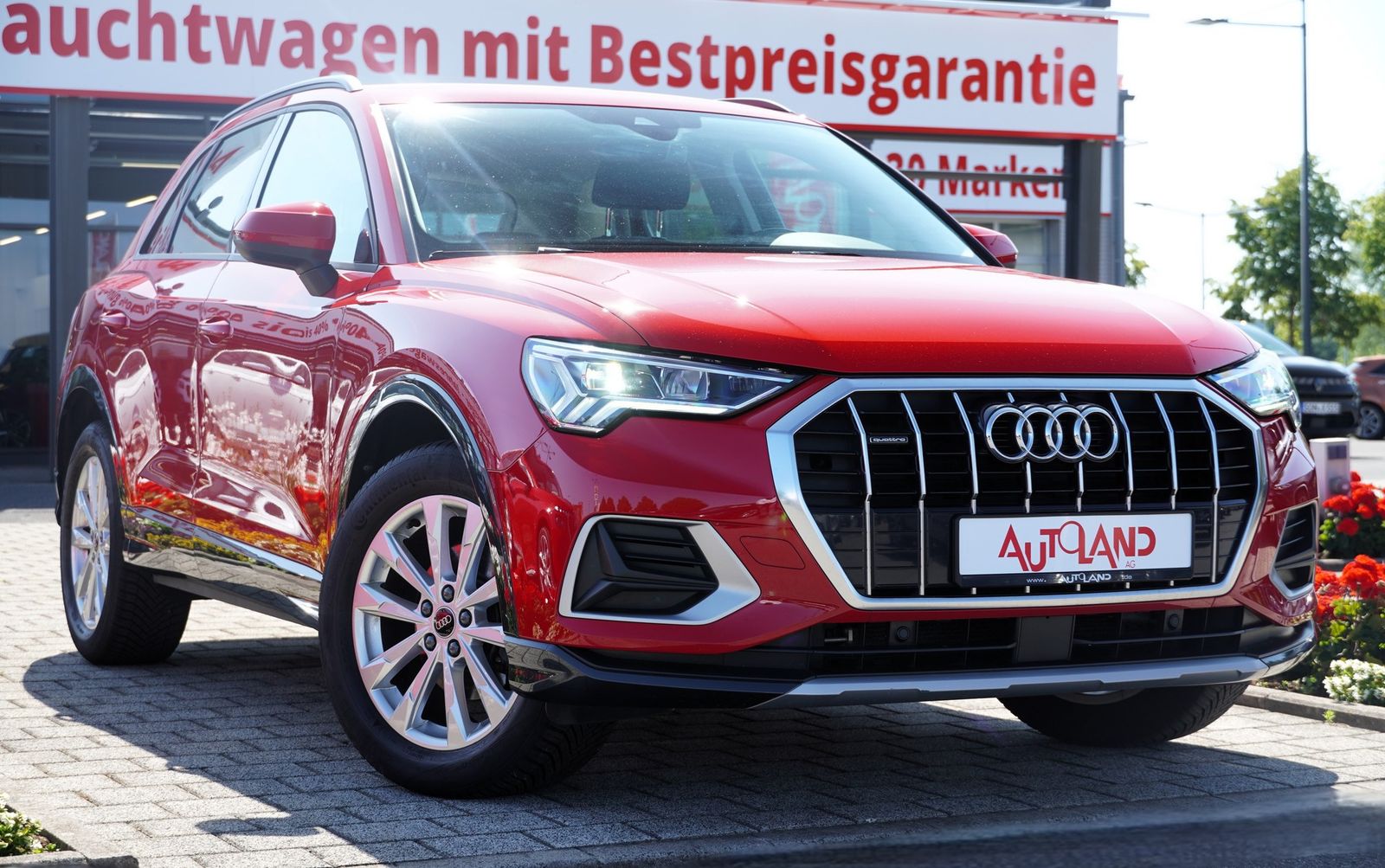Audi Q3 35 TDI quattro advanced - Samsaru's Car Outlet