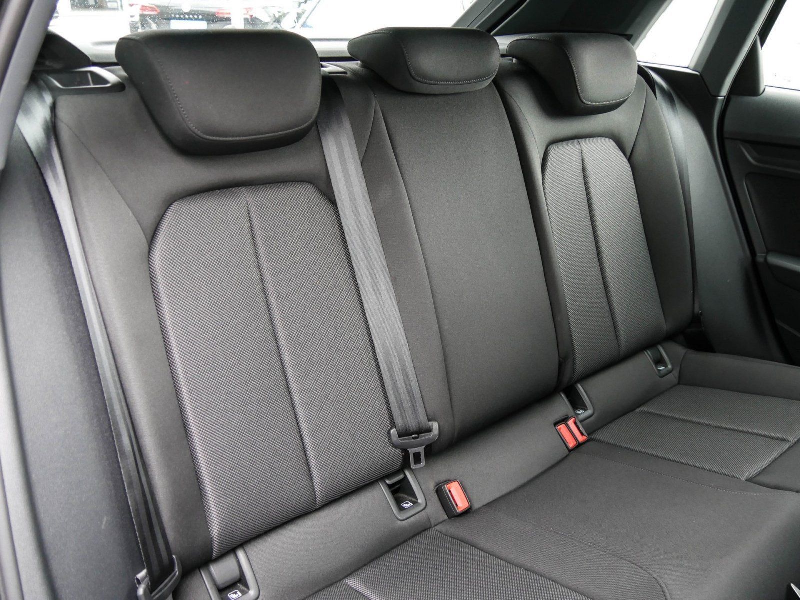 Audi A3 Sportback 30 TDI S-Line - Samsaru's Car Outlet