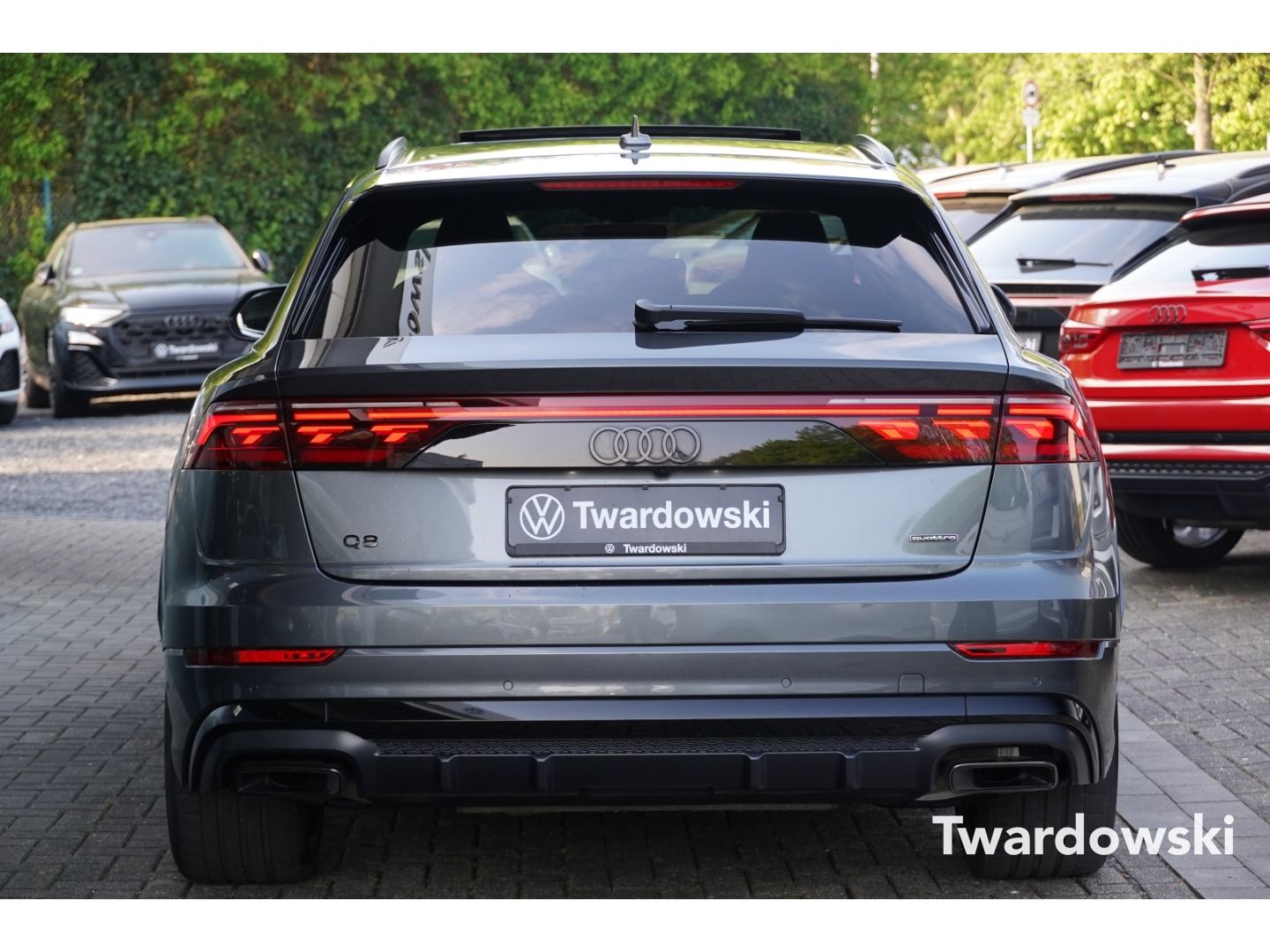 Audi Q8 50 TDI S line Pano Hud Matrix 23'' B&O AHK 36