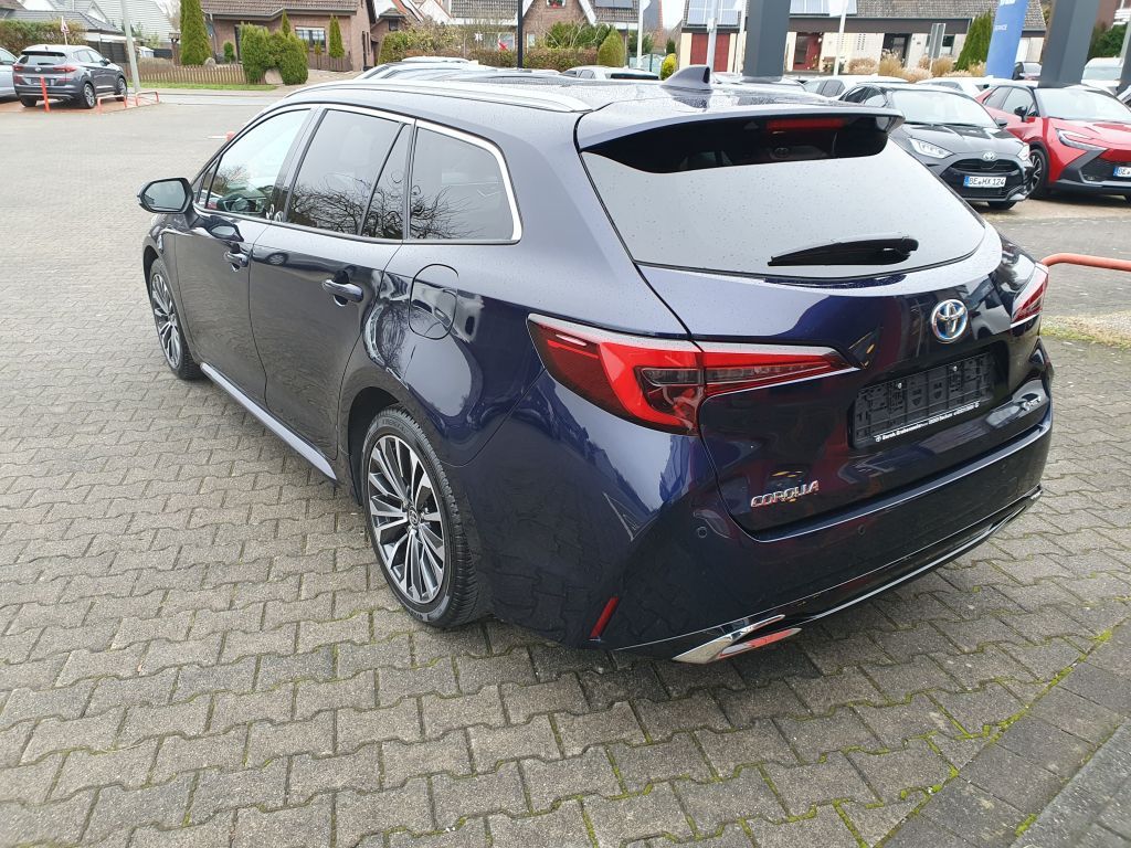 Toyota Corolla 1.8 Hybrid Touring Sports Team Deutschla