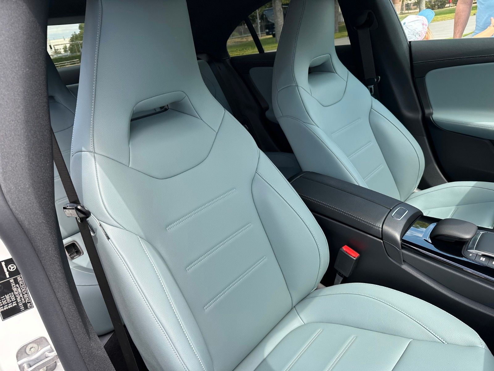 Mercedes-Benz CLA 250 e Coupé AMG Line - Samsaru's Car Outlet