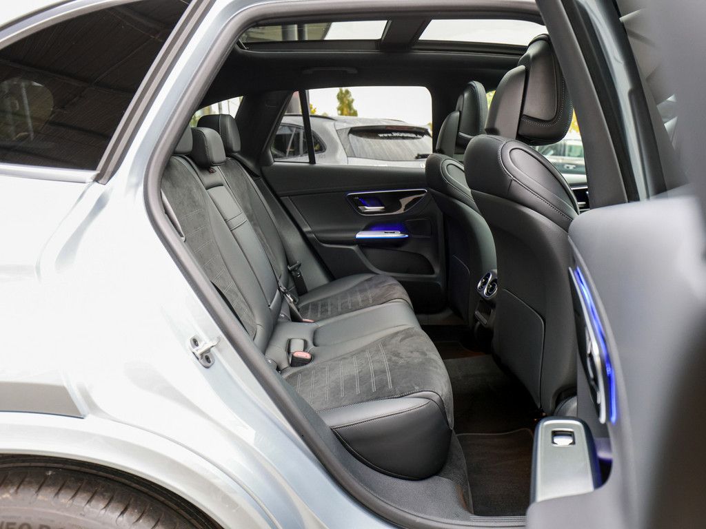 Mercedes-Benz GLC 220 d 4M AMG Line AHK Abstandstemp. LED Pano