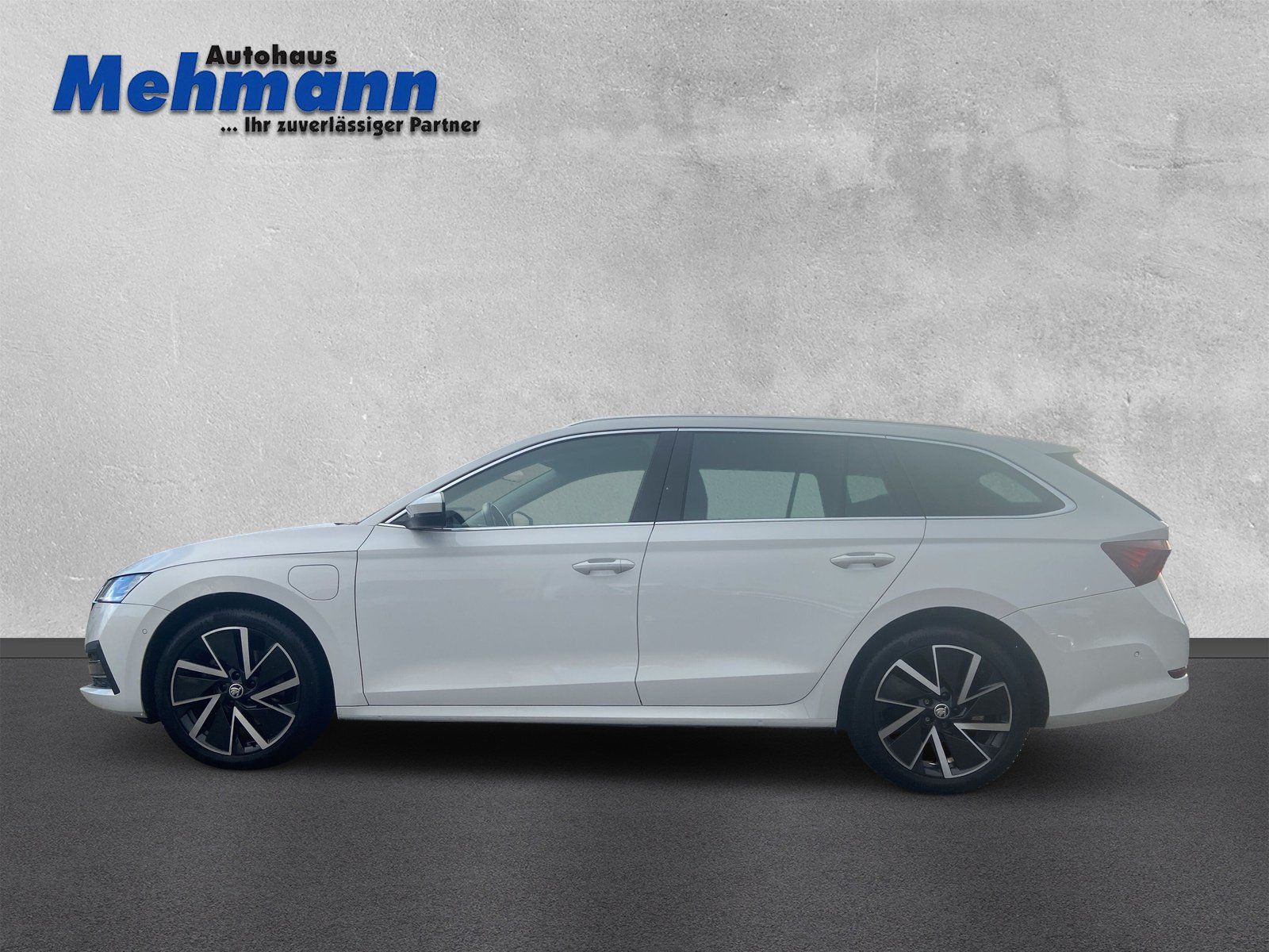 Skoda Octavia Combi 1.4TSI iV DSG Kamera-Leder-Navi