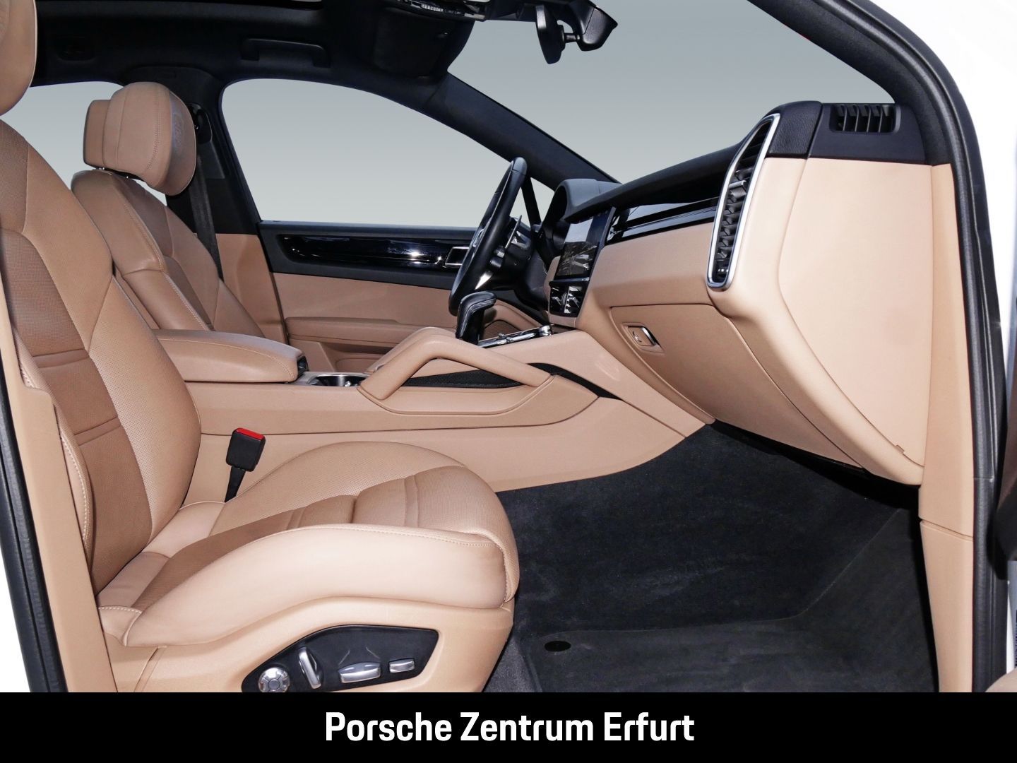 Porsche Cayenne Coupe/Surround View/Bug und Heckblende E