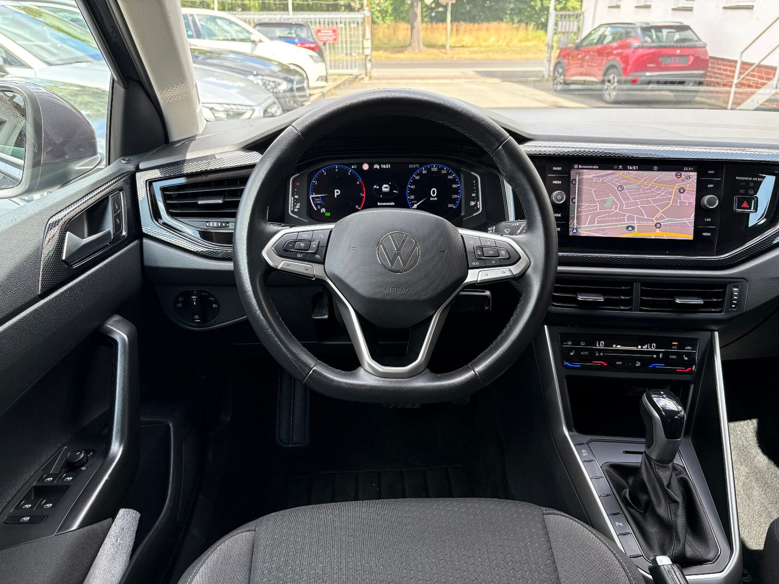 Volkswagen Taigo 1.0 TSI DSG IQ DRIVE Life - Samsaru's Car Outlet