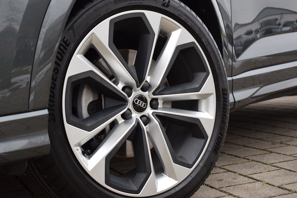 Audi Q3 Sportback 40 TDI qu/S-tr. *S-line*Matrix*AHK*