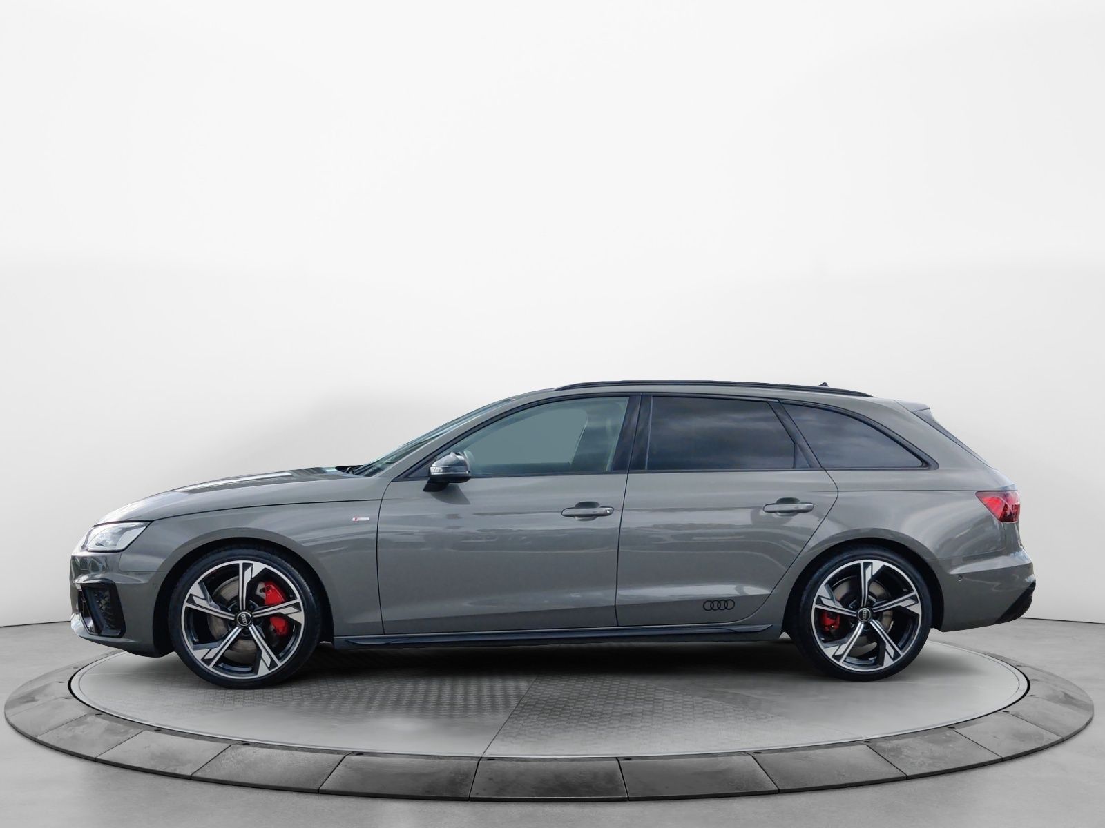 Audi A4 Avant 45 TFSI q. S-Tronic S-Line - Samsaru's Car Outlet