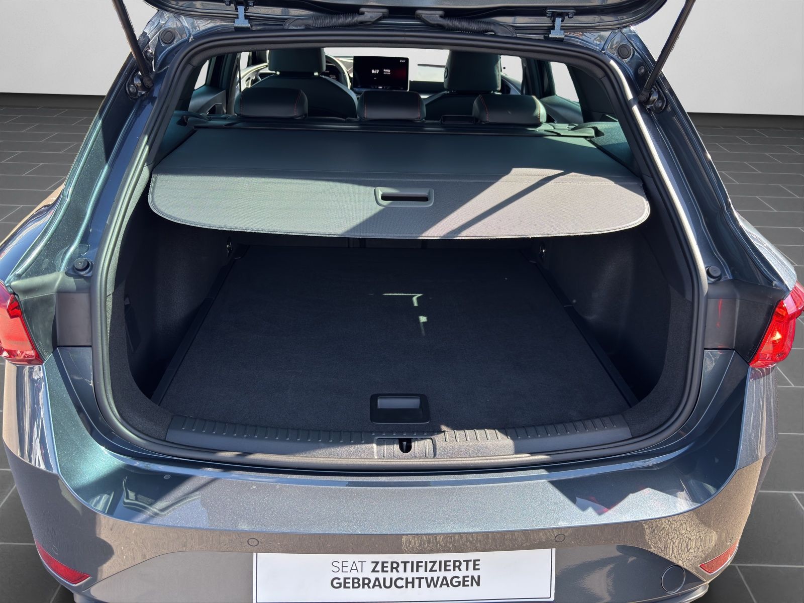 Seat Leon 2.0 TDI DSG Sportstourer FR AHK Vision Plus