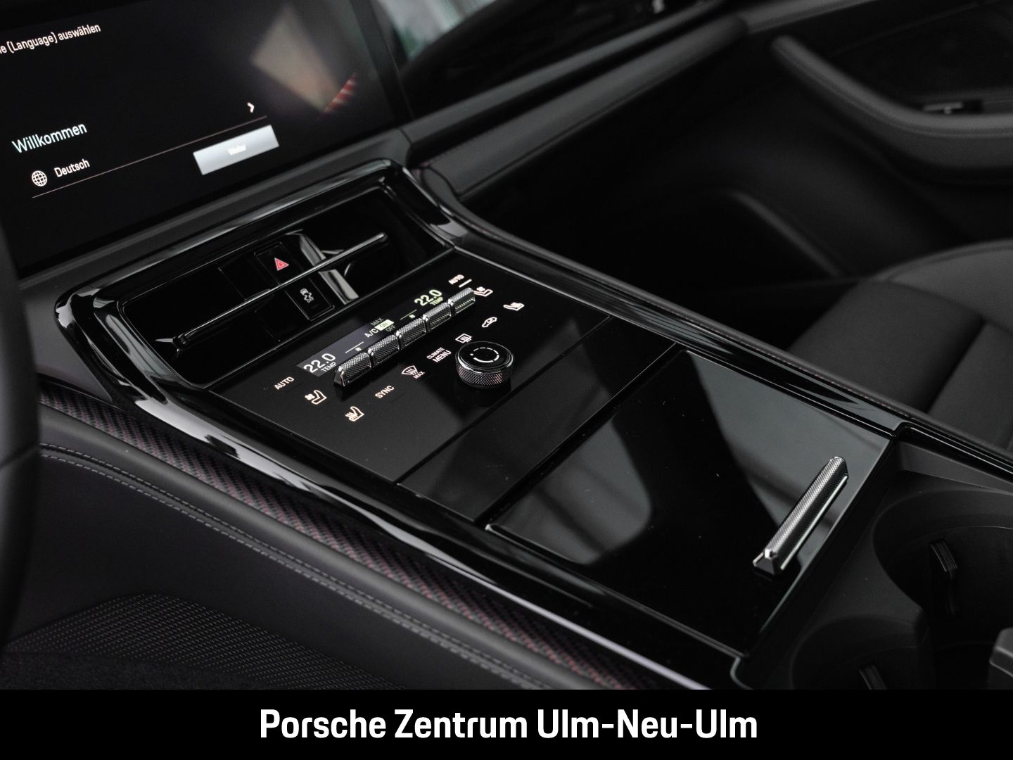 Porsche Panamera 4S E-Hybrid HA-Lenkung InnoDrive HUD