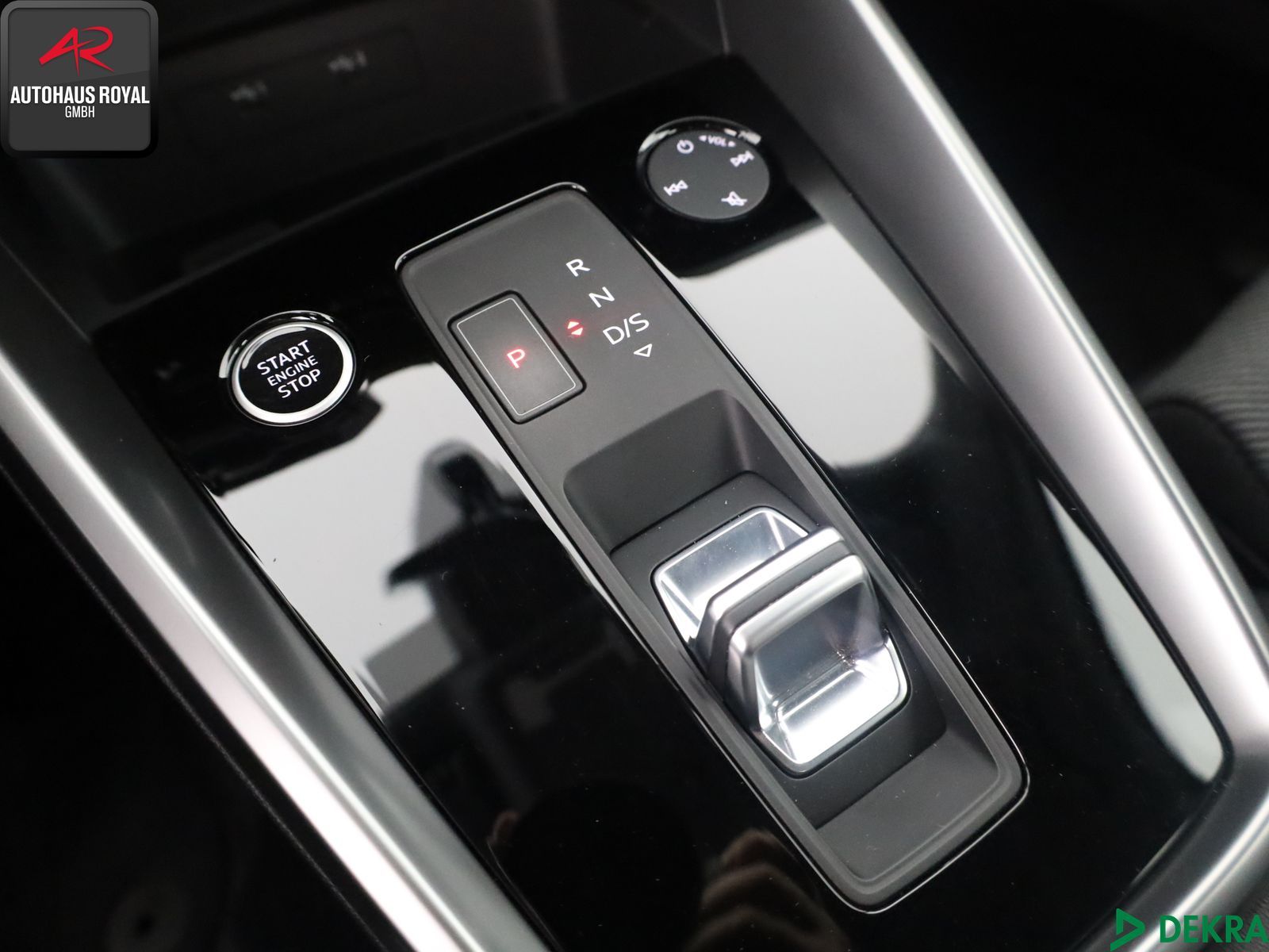 Audi A3 Sportback 30 TFSI S LINE CARPLAY,SPORTSITZE