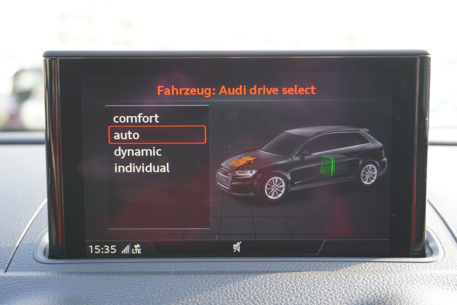 Audi A3 Sportback 40 e-tron sport S-Tronic - Samsaru's Car Outlet
