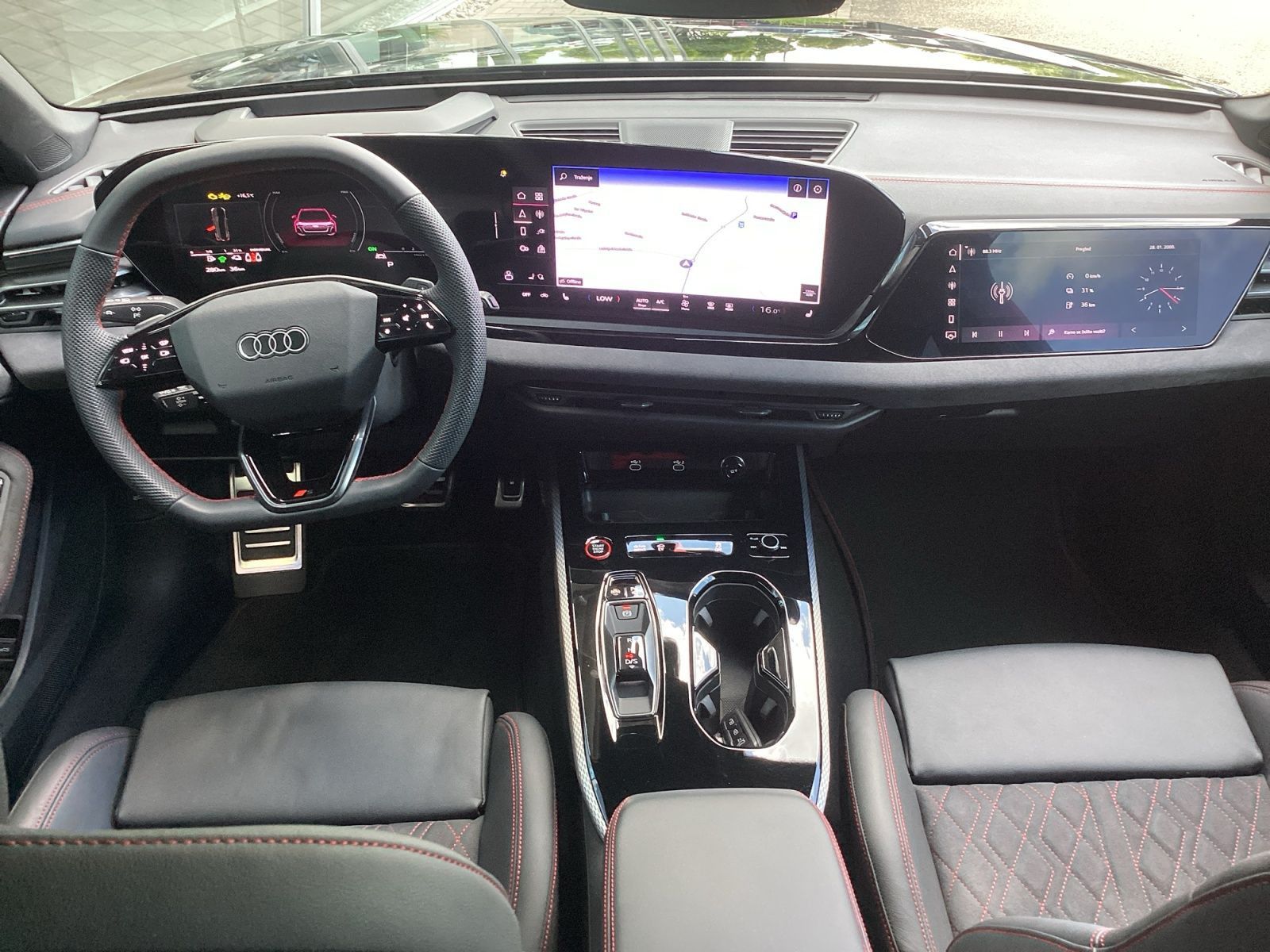 Audi A5 Avant 270 kW TFSI e q. S-Tronic S-Line, Matri