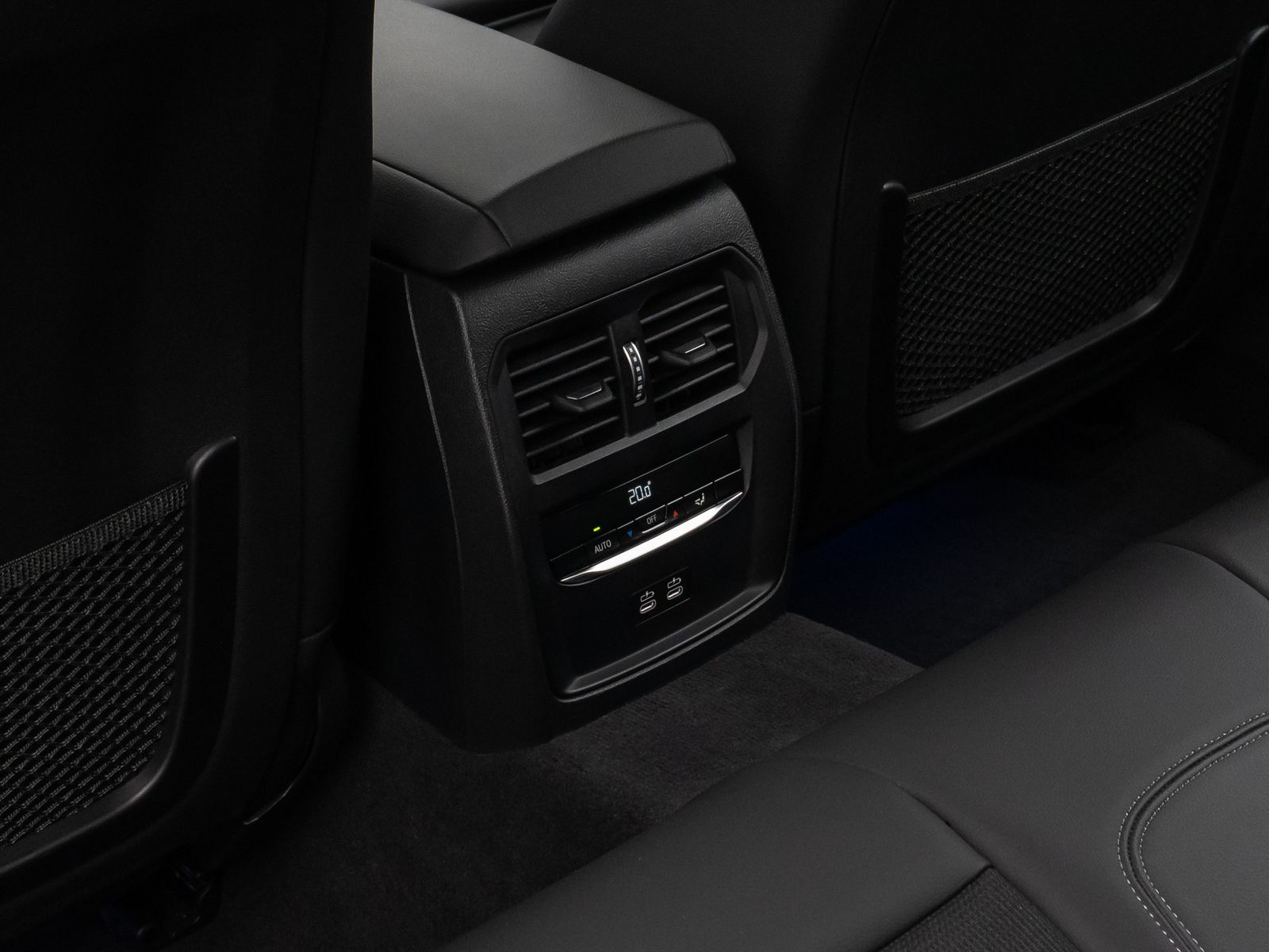BMW 320d SportLine - Samsaru's Car Outlet