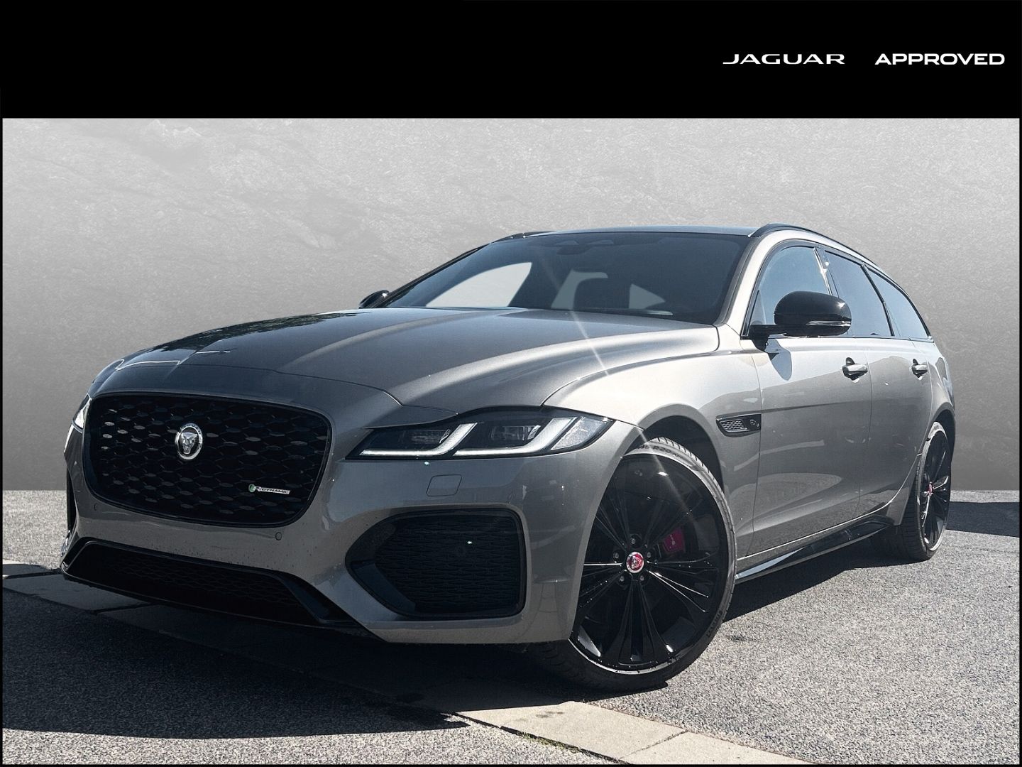 Jaguar XF Sportbrake R-Dynamic Black D200 AWD AHK Pano 