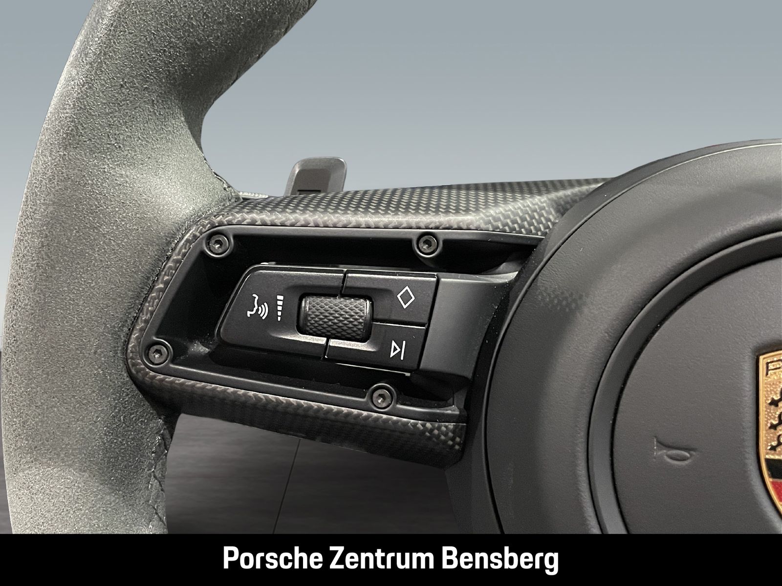 Porsche 911 Carrera 4 GTS Cabriolet Burmester Lift 18Weg