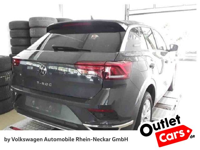 Volkswagen T-Roc 1.5 TSI Sport - Samsaru's Car Outlet