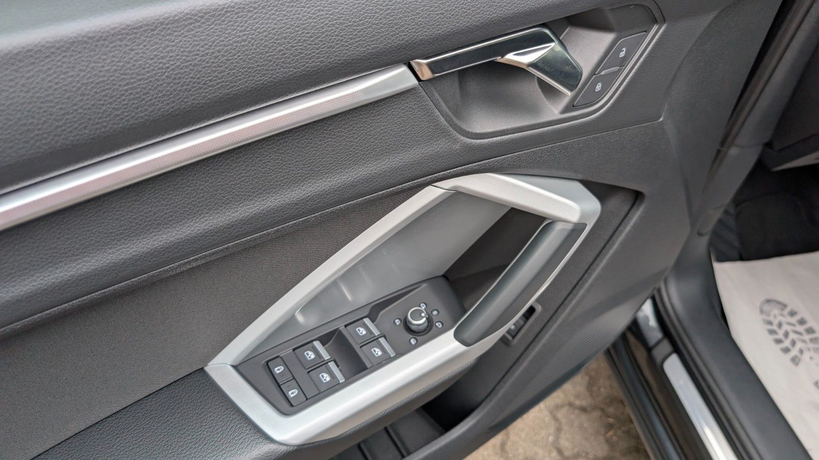 Audi Q3 Sportback 40 TDI quattro S line - Samsaru's Car Outlet