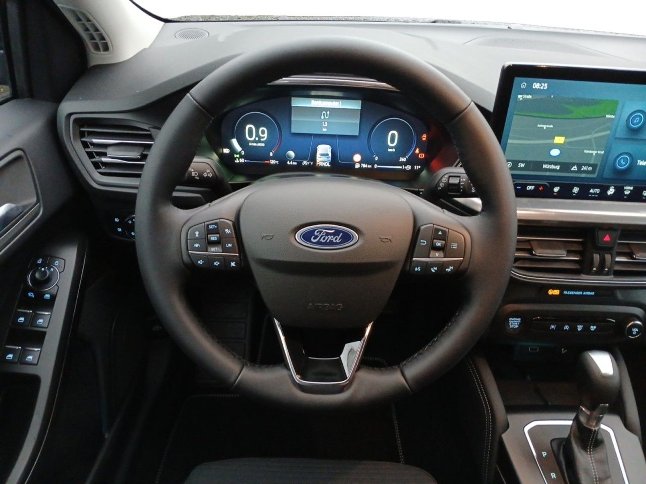 Ford Focus Turnier Titanium X NAVI* RFK* SHZ* KLIMA*