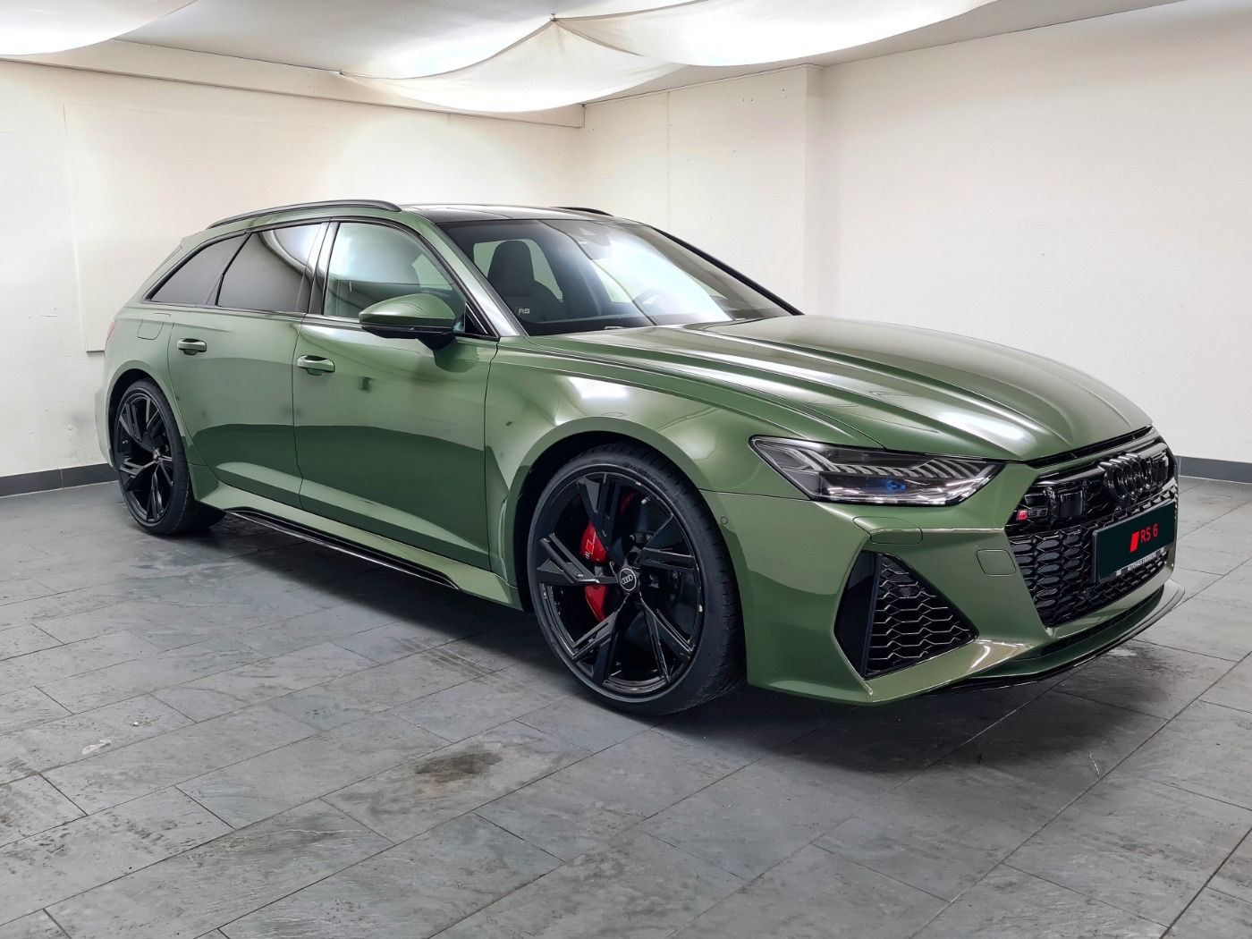 Audi RS6 Avant performance Essentials StHzg #black