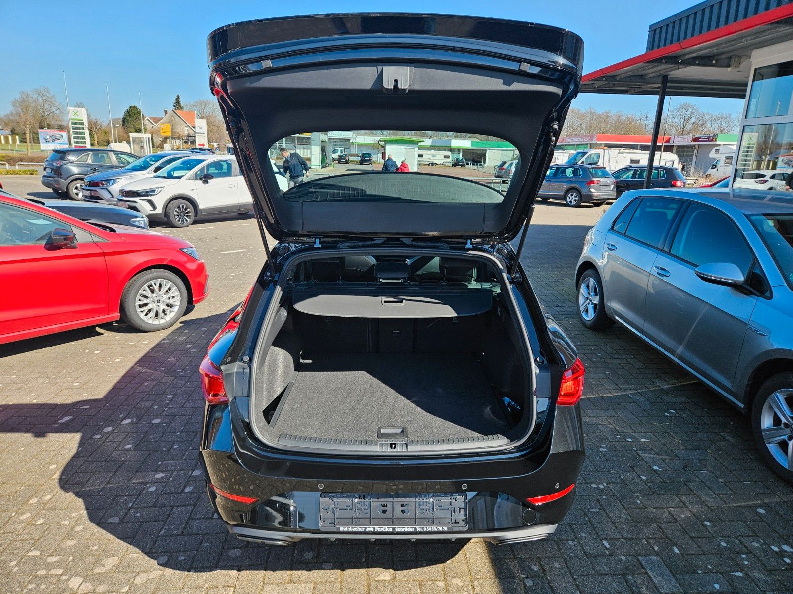 Cupra Leon Sportstourer - Samsaru's Car Outlet