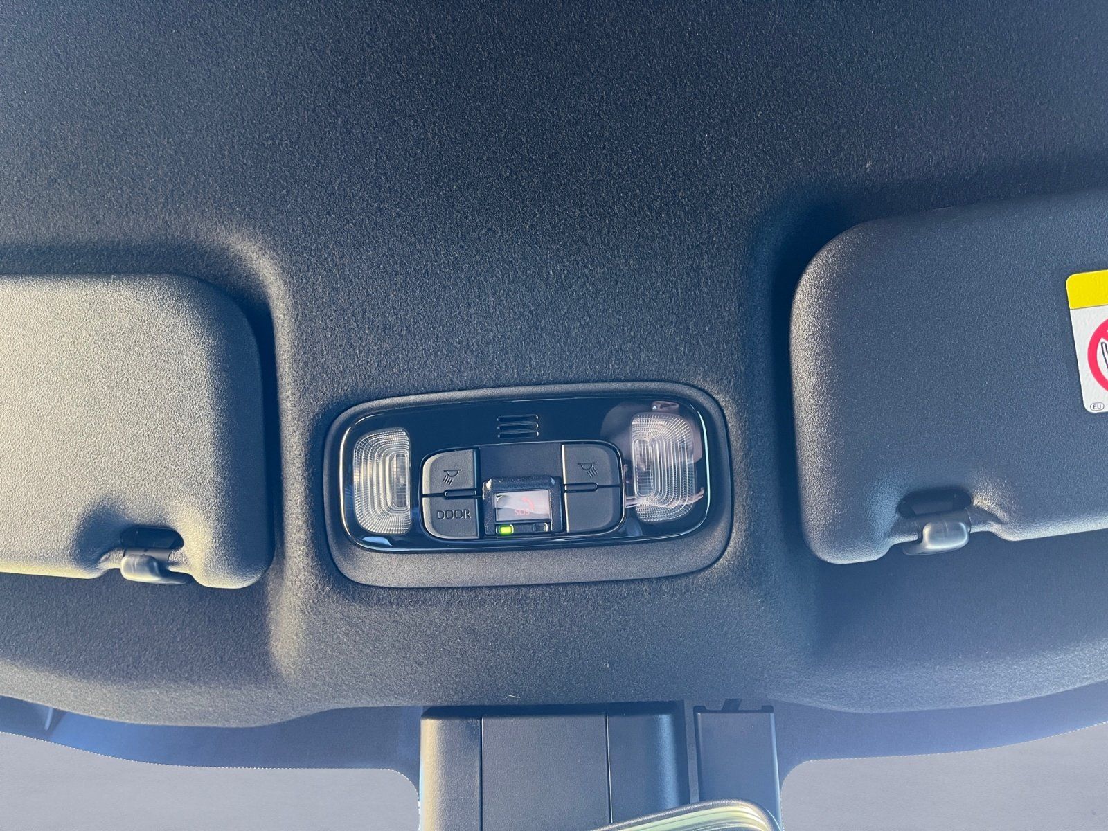 Toyota Yaris Cross Hybrid ACC+Navi+Kamera+Winterpak