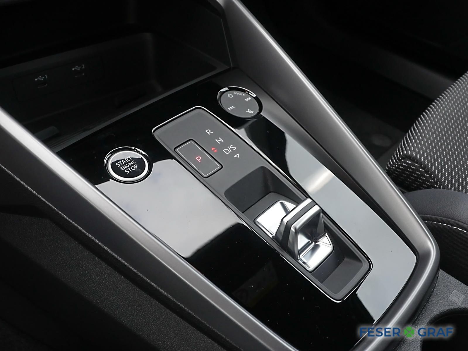 Audi A3 Sportback 35 TFSI S line - Samsaru's Car Outlet
