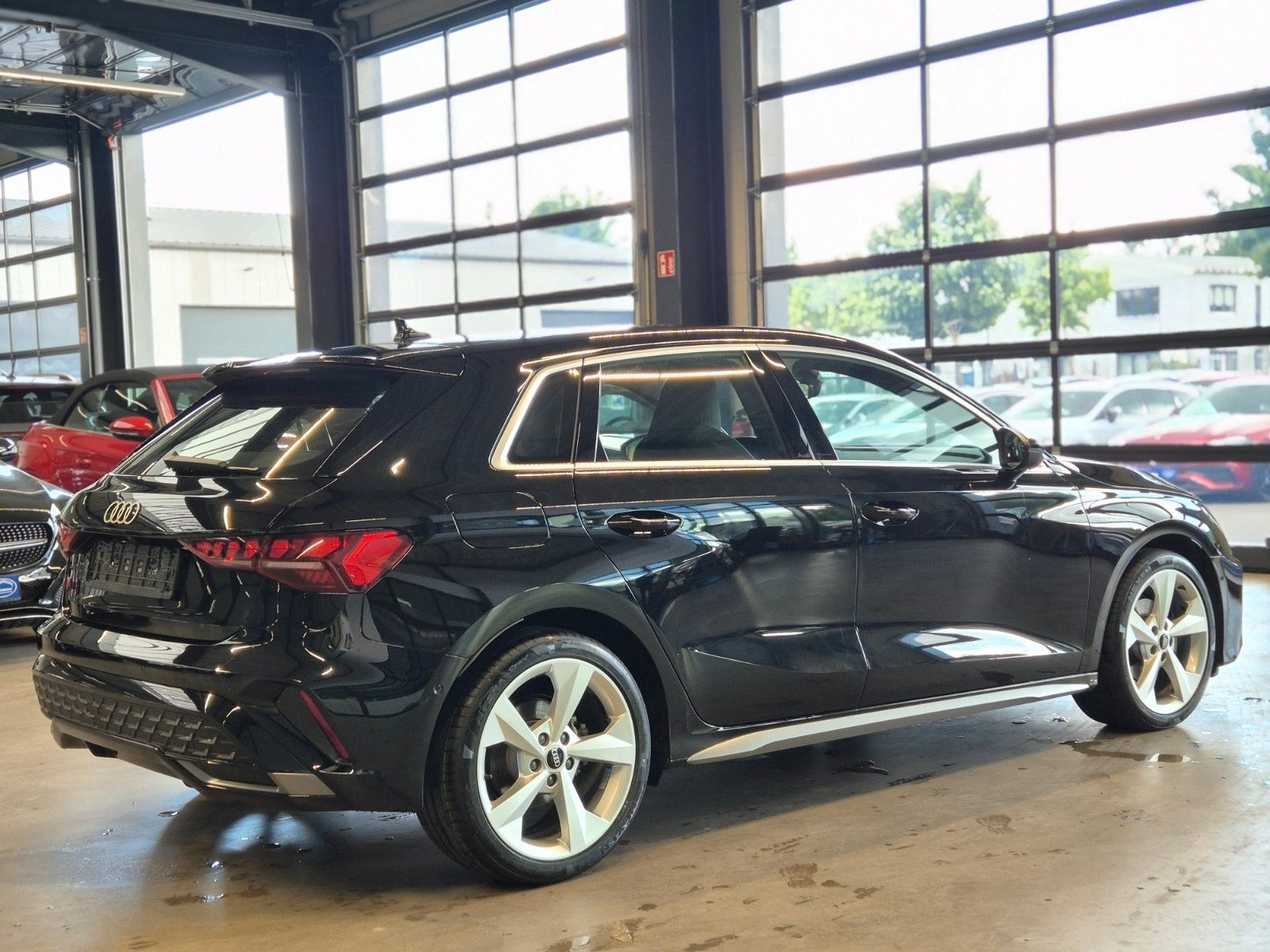 Audi A3 SPORTBACK 35 TDI S-LINE - Samsaru's Car Outlet