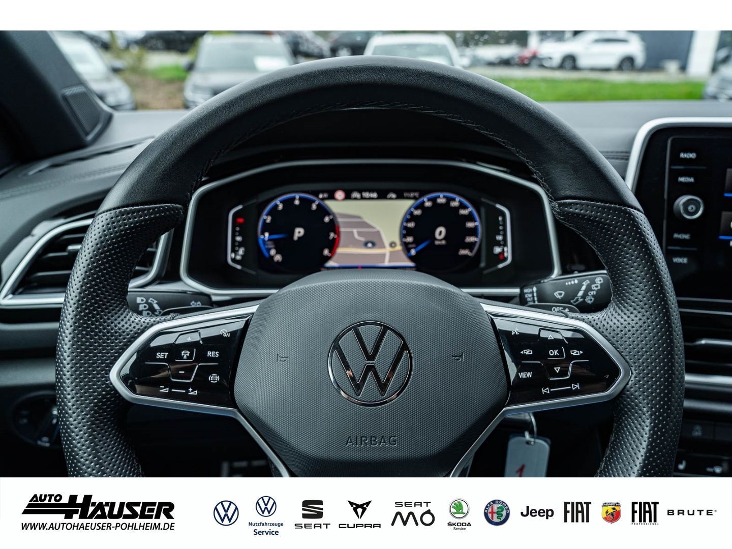 Volkswagen T-Roc R-Line 1.5 TSI DSG - Samsaru's Car Outlet