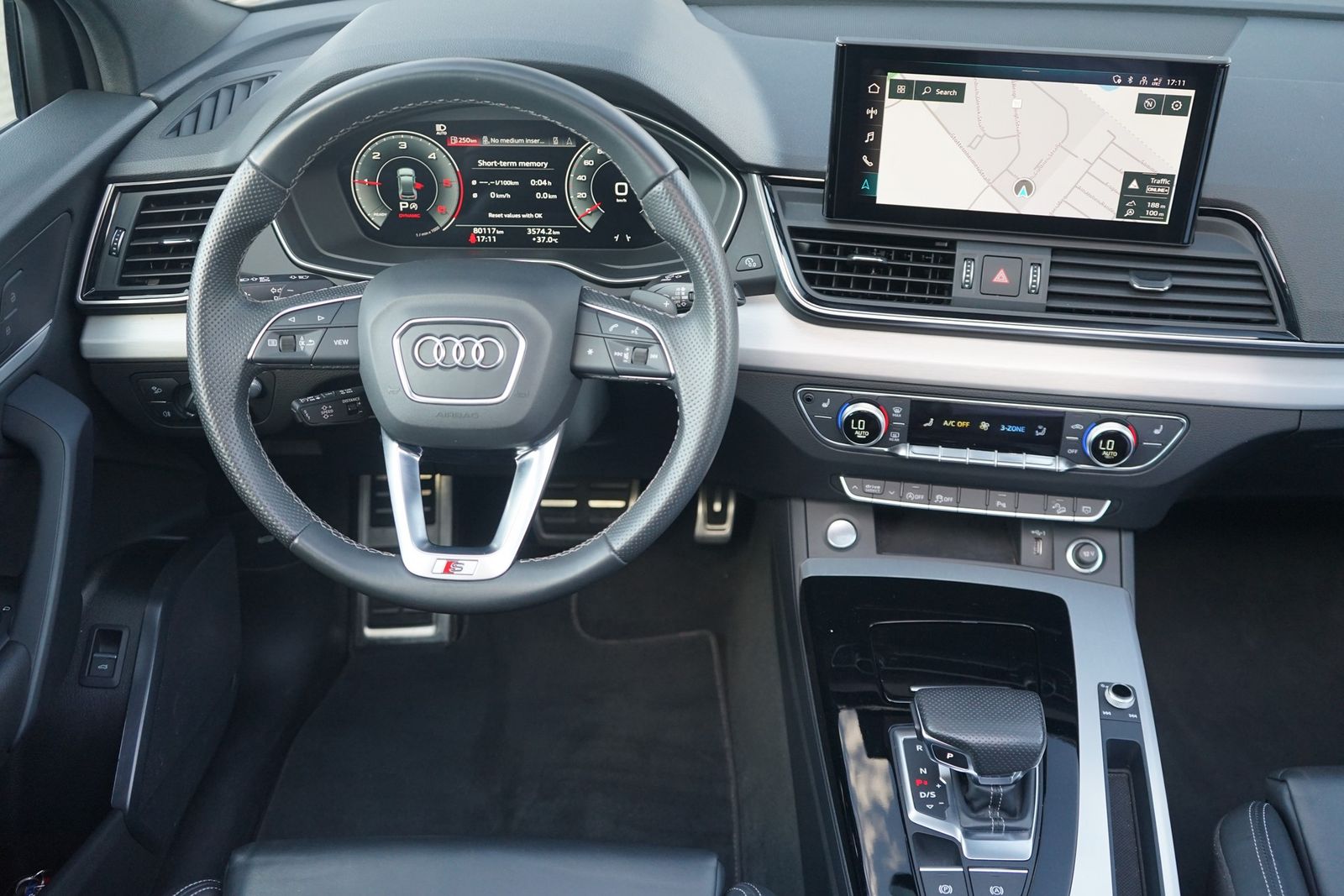 Audi Q5 Sportback 40 TDI S-Line quattro s-tronic - Samsaru's Car Outlet