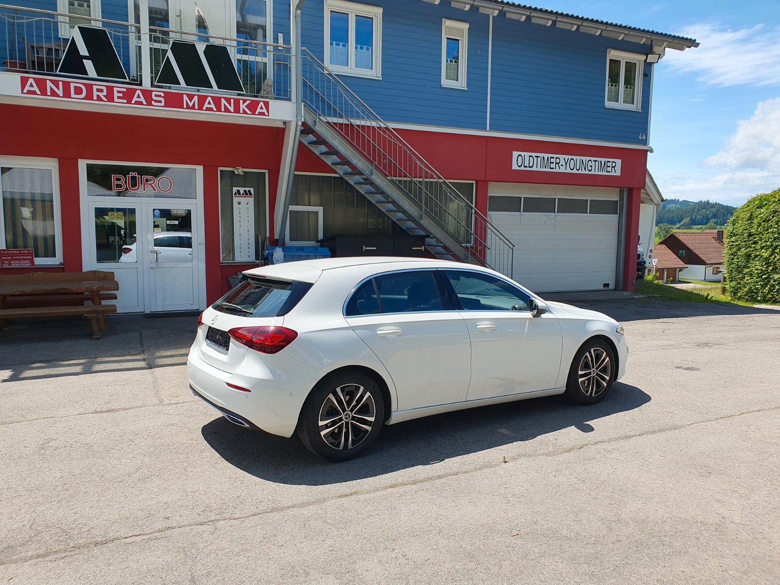 Mercedes-Benz A 180 Progressive - Samsaru's Car Outlet