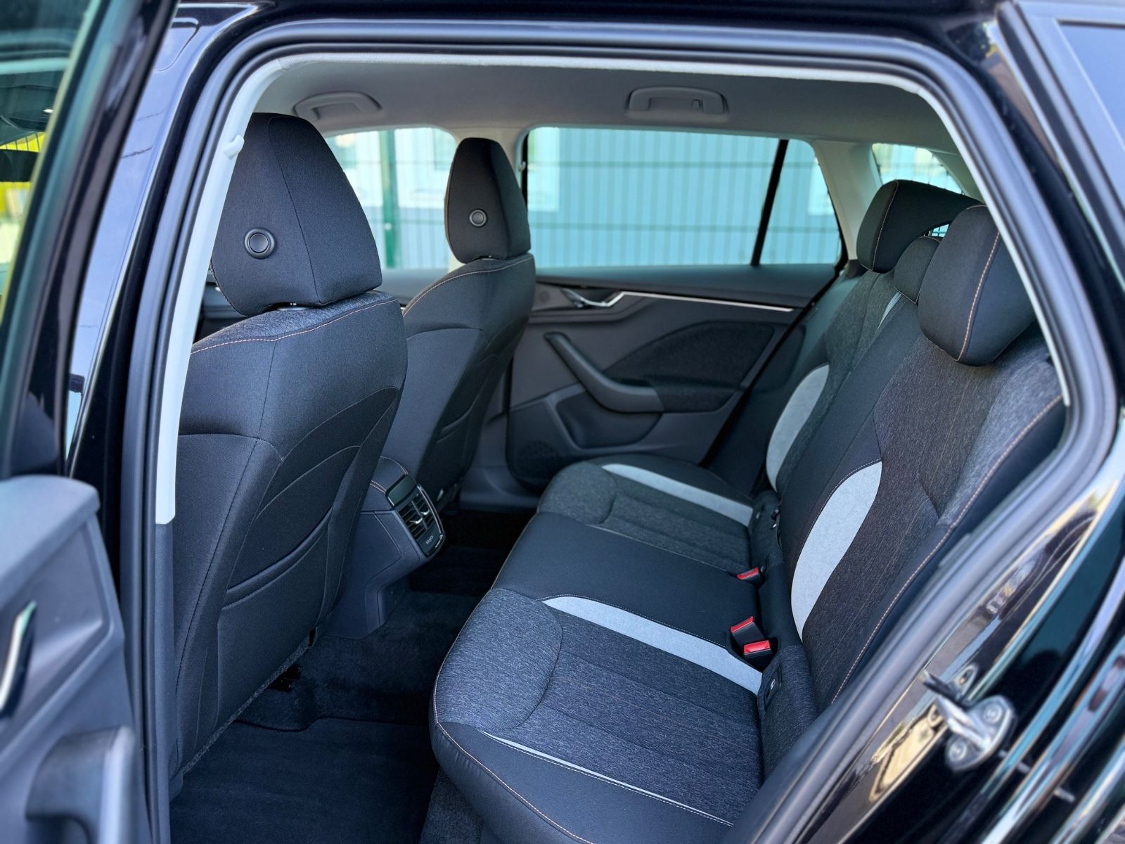 Skoda Kamiq Style - Samsaru's Car Outlet