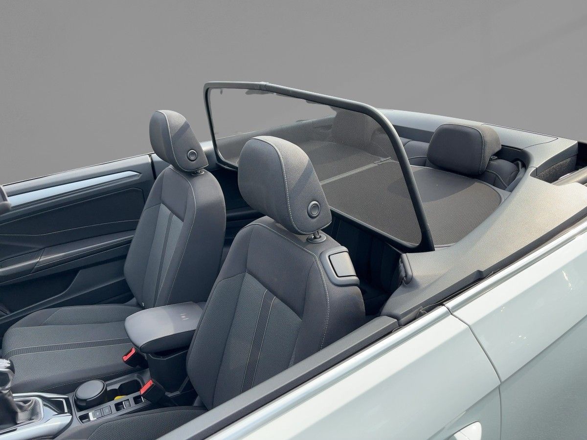 Volkswagen T-Roc Style 1.5 TSI - Samsaru's Car Outlet