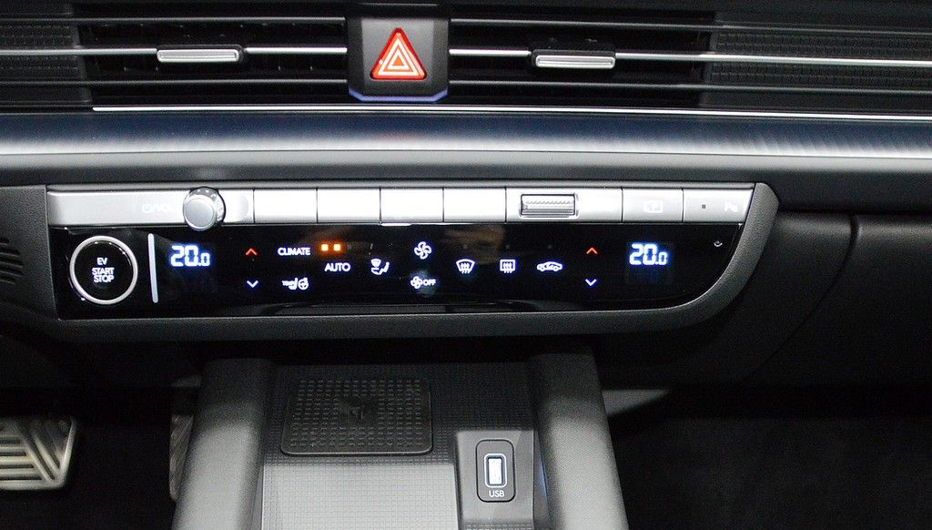 Hyundai IONIQ 6 77,4 kWh 4WD 239 kW UNIQ WP*BOSE*18"